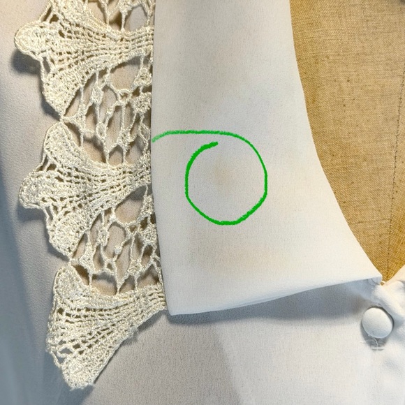 VINTAGE crochet floral lace collar blouse button down tailored lightweight 90s - Picture 15 of 17